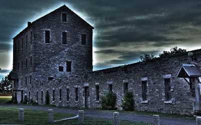 mechanicy samochodu Trzcianka